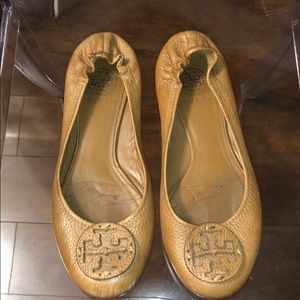Tan leather Tory Burch flats